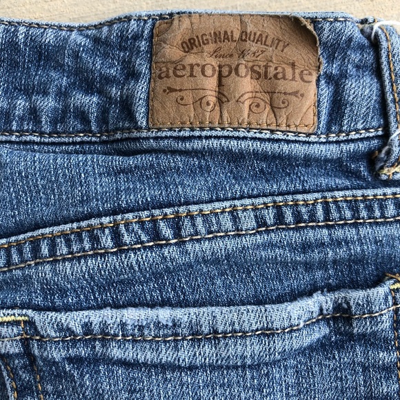 Aéropostale Bayla Skinny 1/2 Short Jeans - Picture 5 of 6
